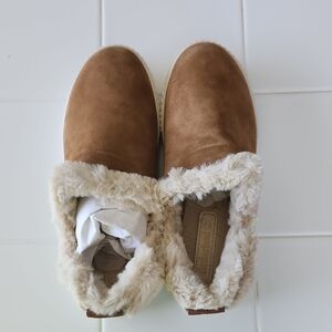 Timberland Women's Tan Faux Fur Slip On